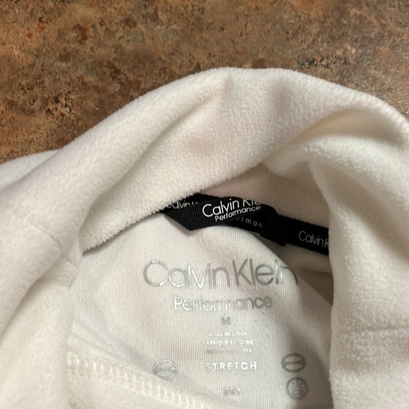 Calvin Klein Performance Fleece - Picture 2 of 3